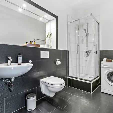 Luxomes - Spacious For 4 - Kitchen - Parking * Ingolstadt