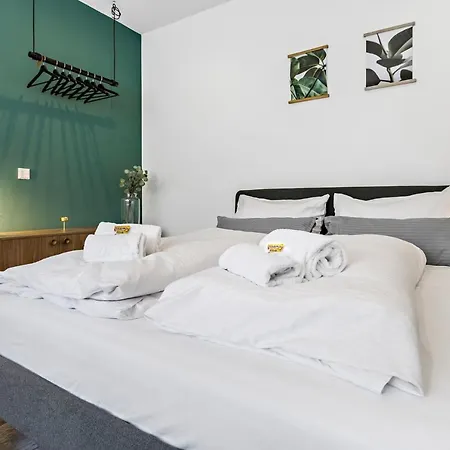 Luxomes - Spacious For 4 - Kitchen - Parking *