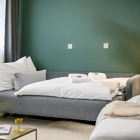 Luxomes - Spacious For 4 - Kitchen - Parking